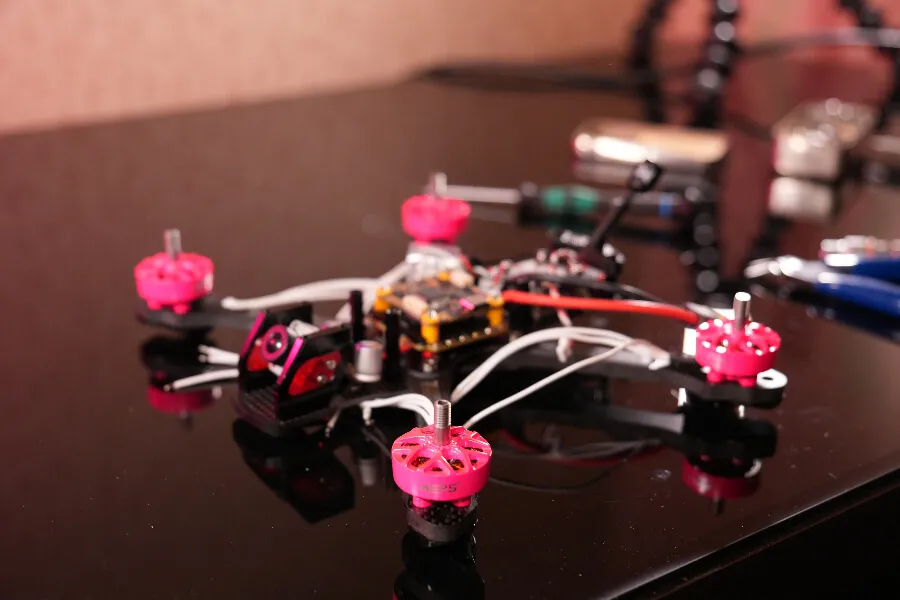 Advantages and disadvantages of DIY fpv drone