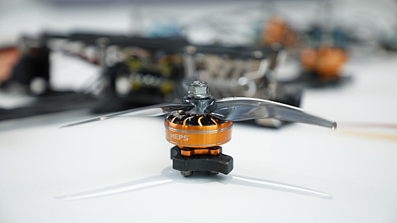 Review of MEPS 2207 1750kV FPV Brushless Motor by Whirly Bloke