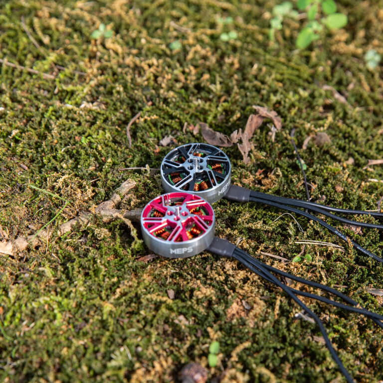 Best-Motor-for-Cinematic-Drones-SZ2104