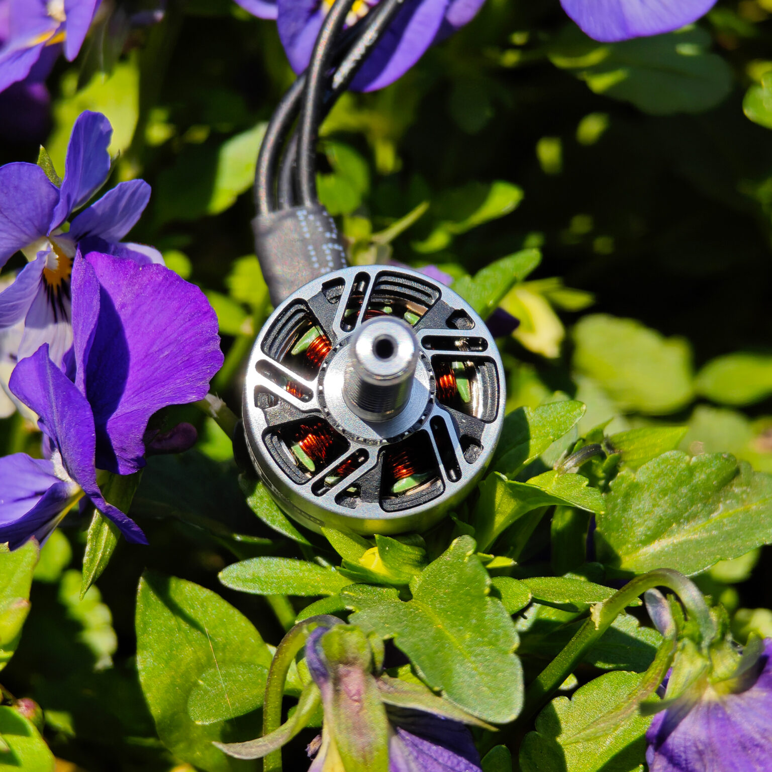 Closeup-of-SZ1408-FPV-Motor