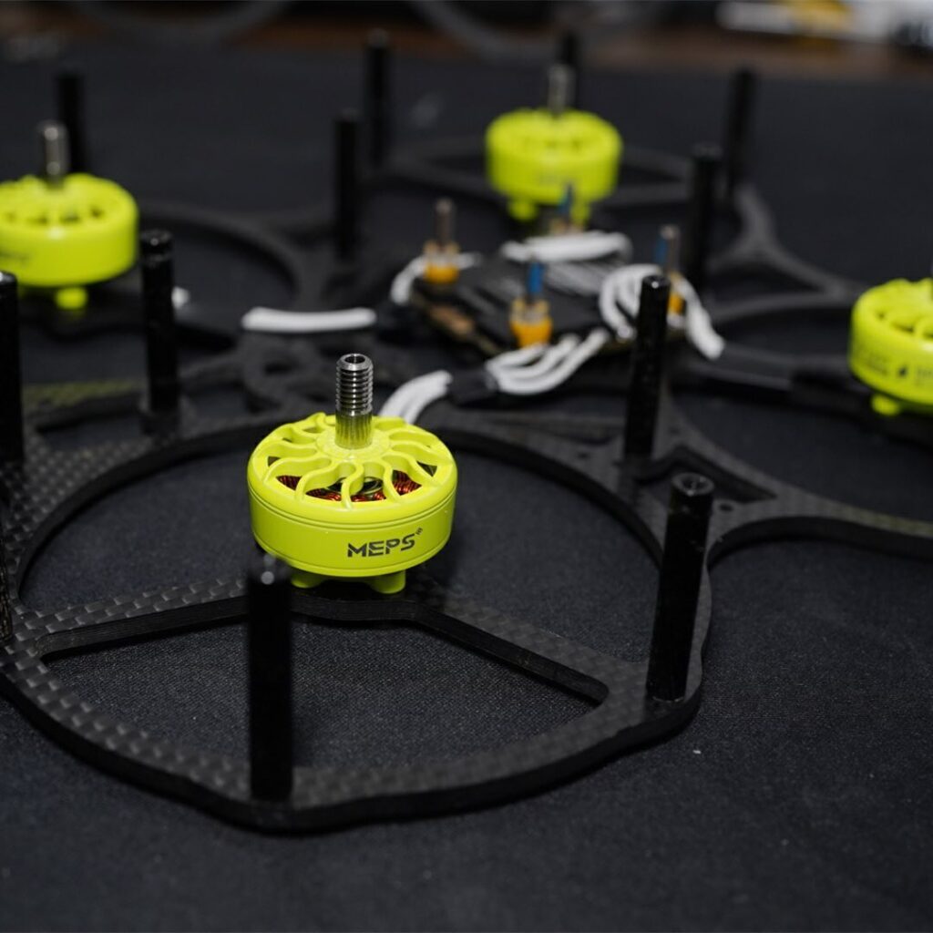 fpv-build-sz60a-esc-sz2207-motor-front