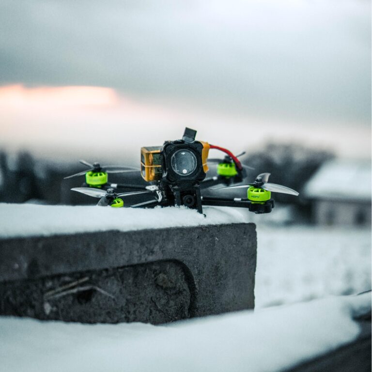 meps-2207-v2-green-5-inch-fpv-drone-snow