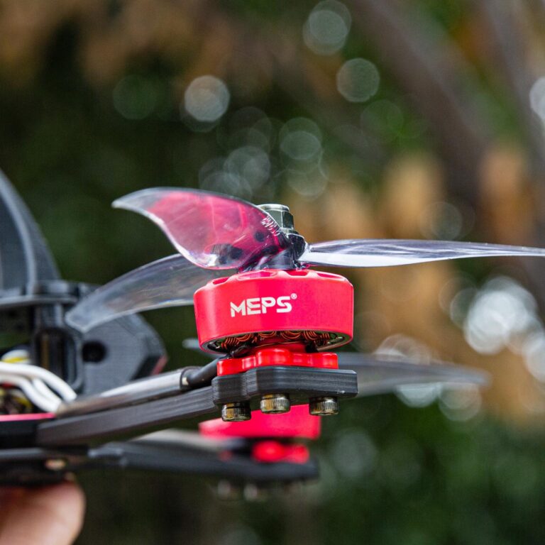 standout-fpv-drone-design